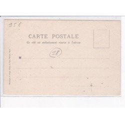 SAINT-AMAND: la place du marché - très bon état