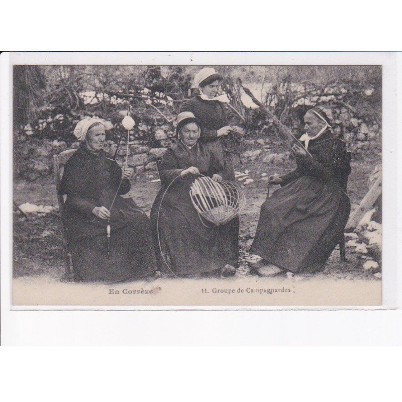 CORREZE: groupe de campagnardes - très bon état