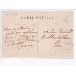 USSEL: carrefour de la croix de fer, simonet, hôtel du centre - état