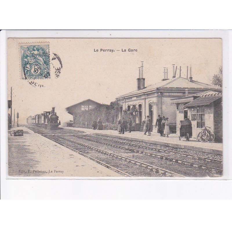 LE PERRAY: la gare, train - très bon état