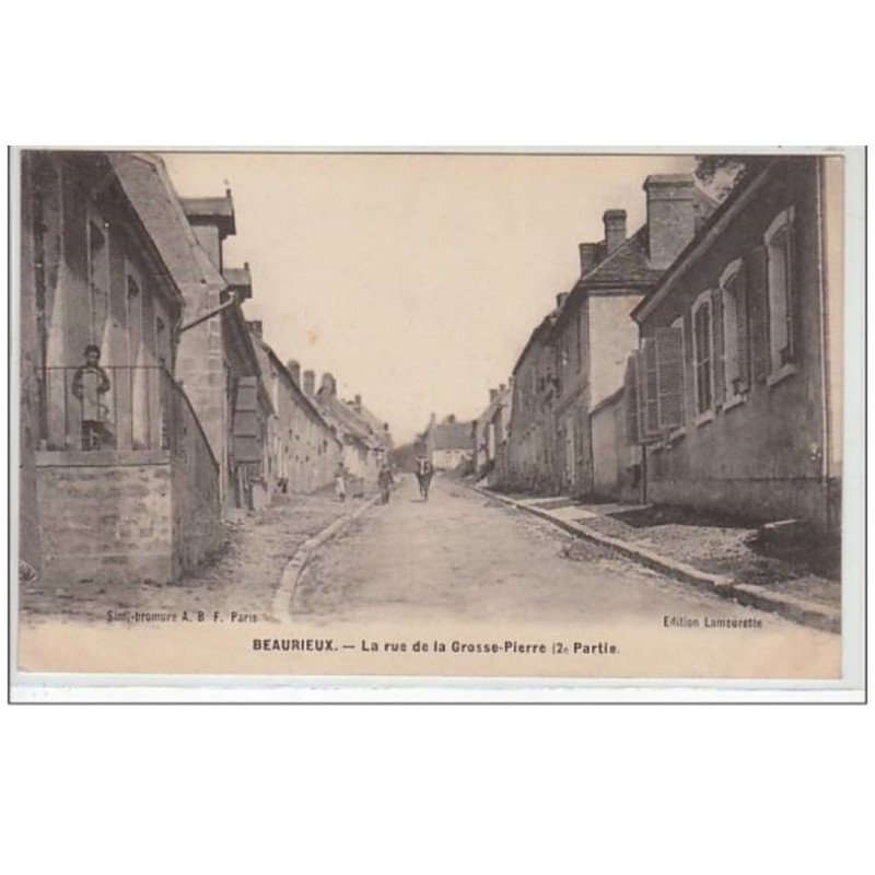 BEAURIEUX : la rue de la Grosse-Pierre - très bon état