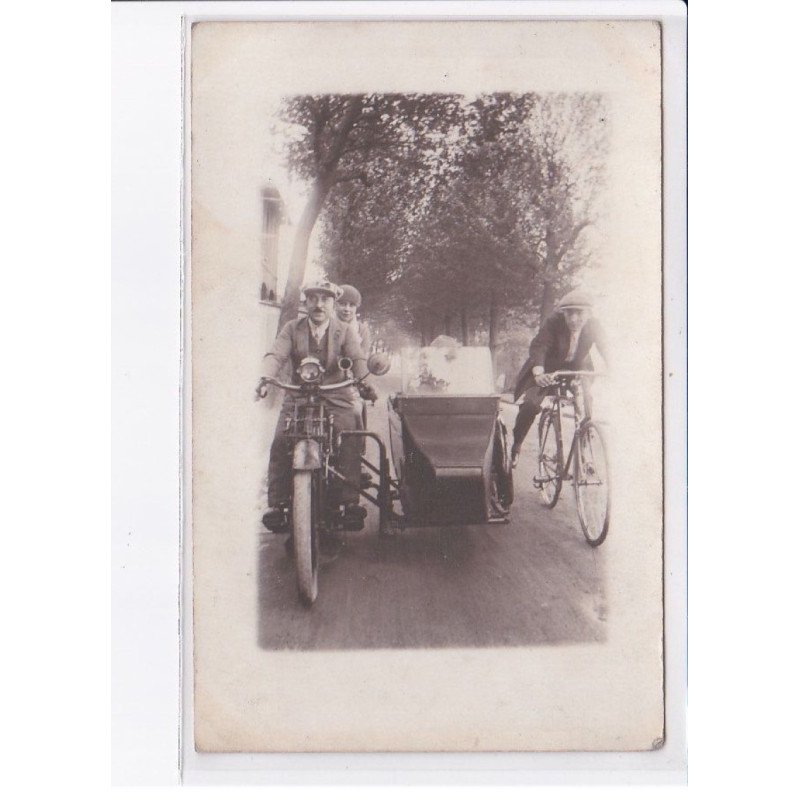 MOTOS: side car, moto - très bon état