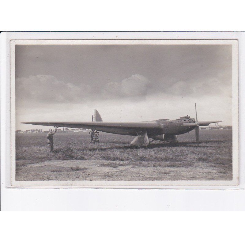LE BOURGET: souvenir de "l'oiseau tango" monoplan de grands rainds, avion - très bon état