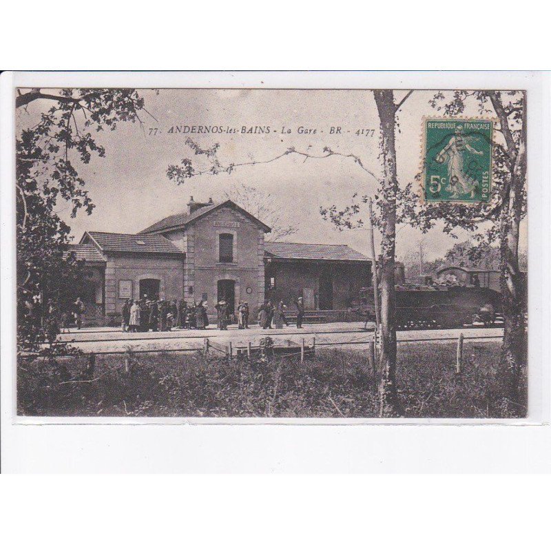 ANDERNOS-les-BAINS: la gare, locomotive - très bon état