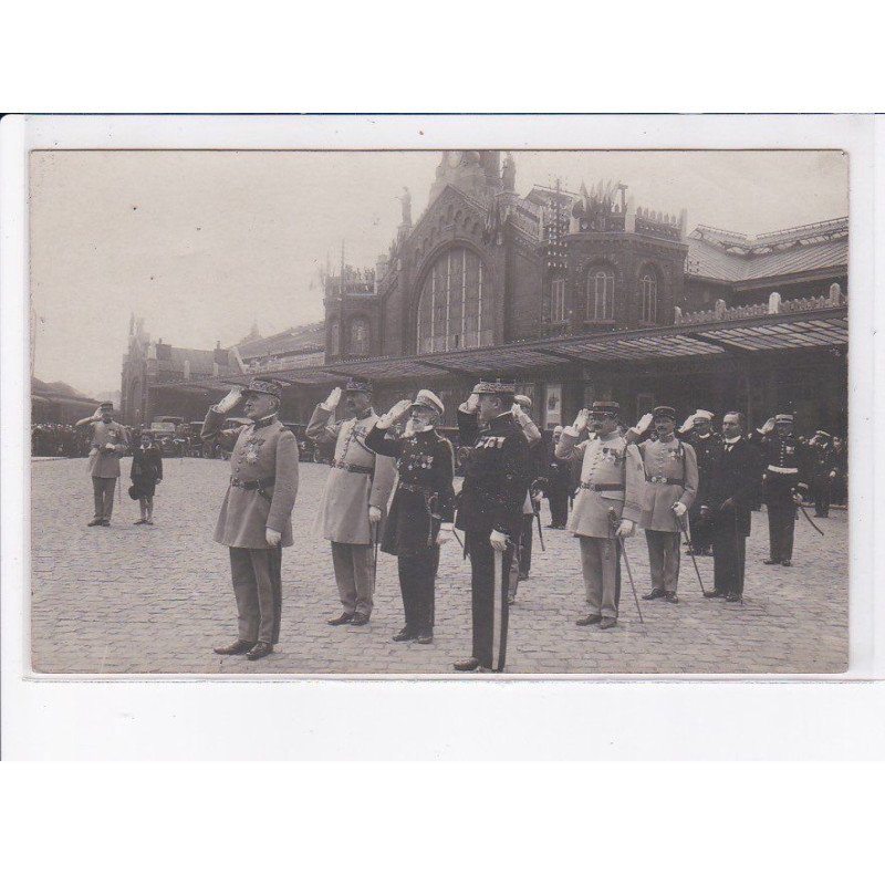 BOULOGNE-sur-MER: gare, militaire - très bon état