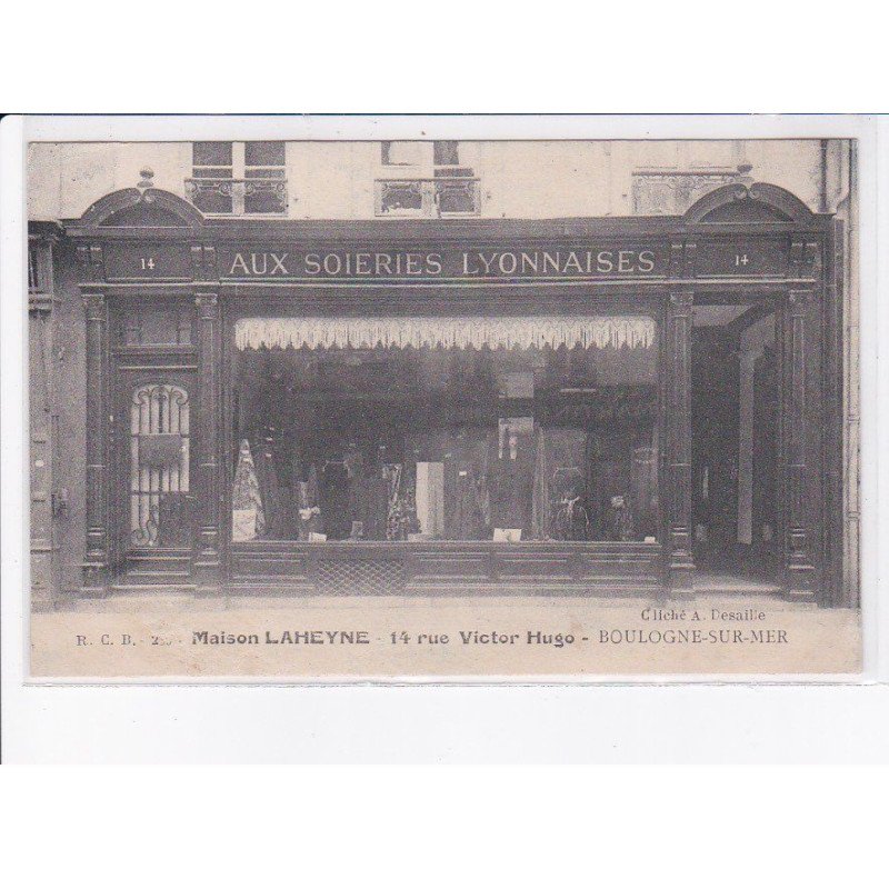 BOULOGNE-sur-MER: 14 rue victor hugo, maison laheyne, aux soieries lyonnaises - très bon état