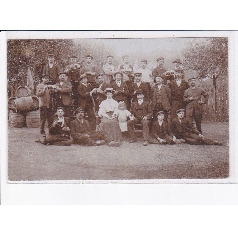 Alcool, personnages, bière - tres bon etat