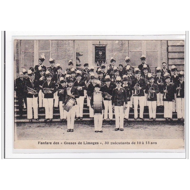 LIMOGES : fanfare, 30 executants de 10 a 15 ans - tres bon etat