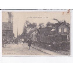 ESTREE-BLANCHE: la gare, train - très bon état