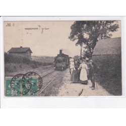 ESQUERDES: la gare, train - état