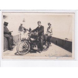 TRANSPORTS: MOTOS: moto, phare - très bon état