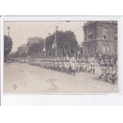 LE HAVRE: défilé militaire - très bon état