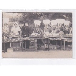 NORMANDIE: à localiser, fête, marchands, calvados (?) manche (?) - très bon état