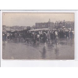 AVIATION: sur la plage, à localiser - très bon état