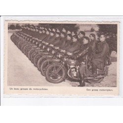 Moto, militaire, série ceux qui veillent, un beau groupe de motocylistes - très bon état