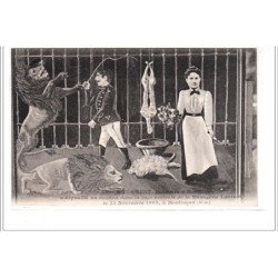 ALLIER - MONTLUCON - Annette Clément, bouchère, à la ménagerie Laurent PHOTO MONTAGE 1905 - très bon état