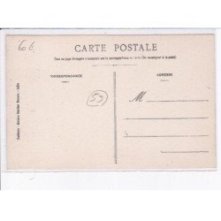 LILLE: académie de coupe dunkel salle du cours de mode - très bon état