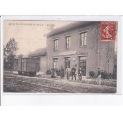 RECQUES-sur-COURSE: la gare, wagon - état (décollée)