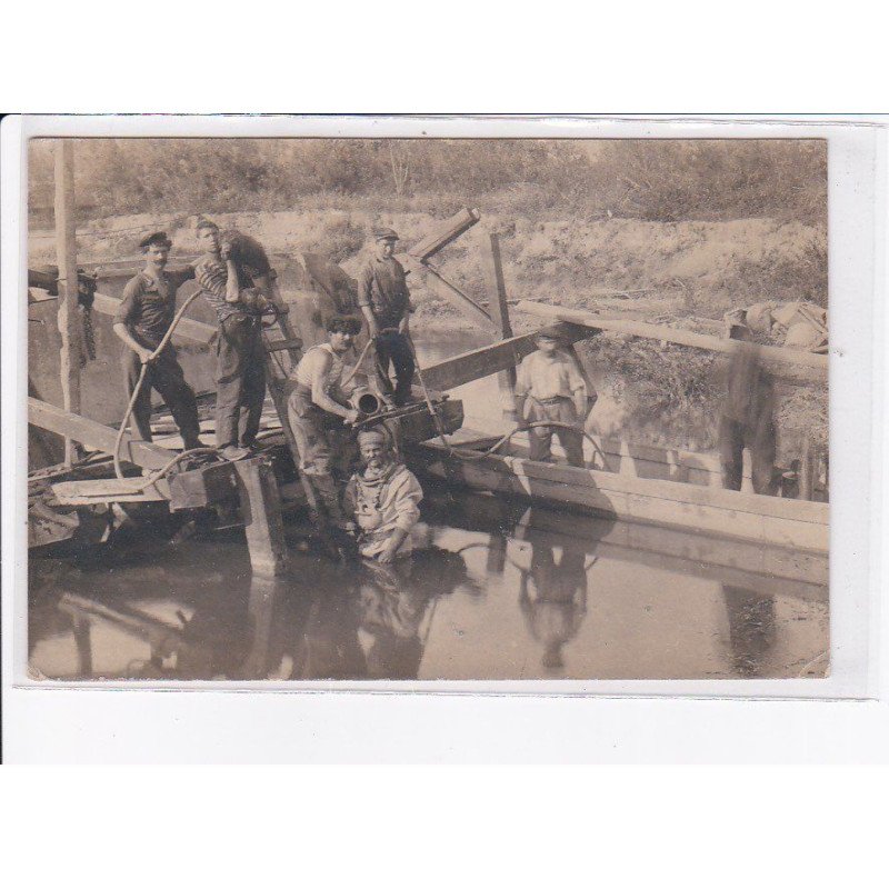 AY EN CHAMPAGNE : carte photo d'un Scaphandre, scaphandrier - très bon état