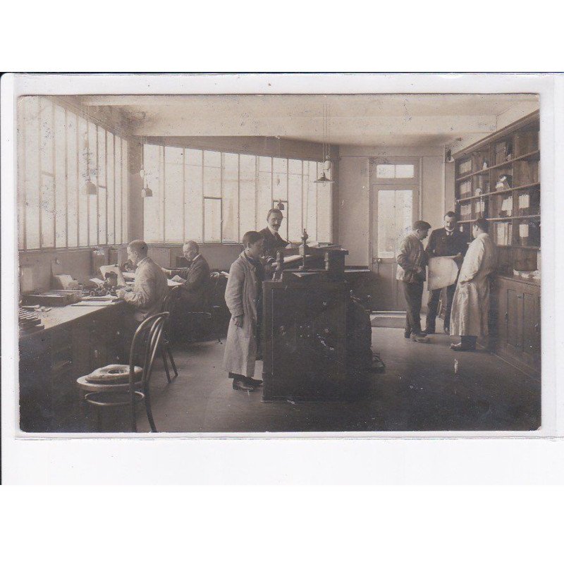 PARIS: atelier - très bon état