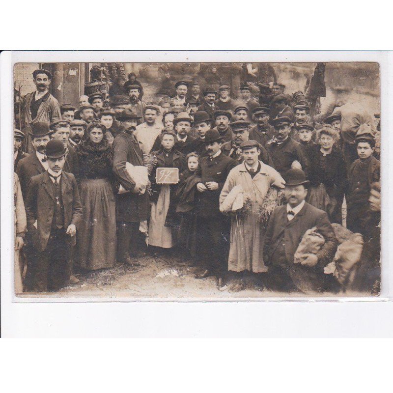 PARIS: 75001, les halles - très bon état