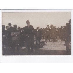 ORLEANS: champ des groues, aviation - très bon état