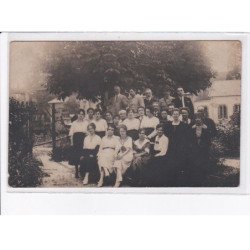 FRANCE: à localiser, carte photo, groupe de personne - très bon état