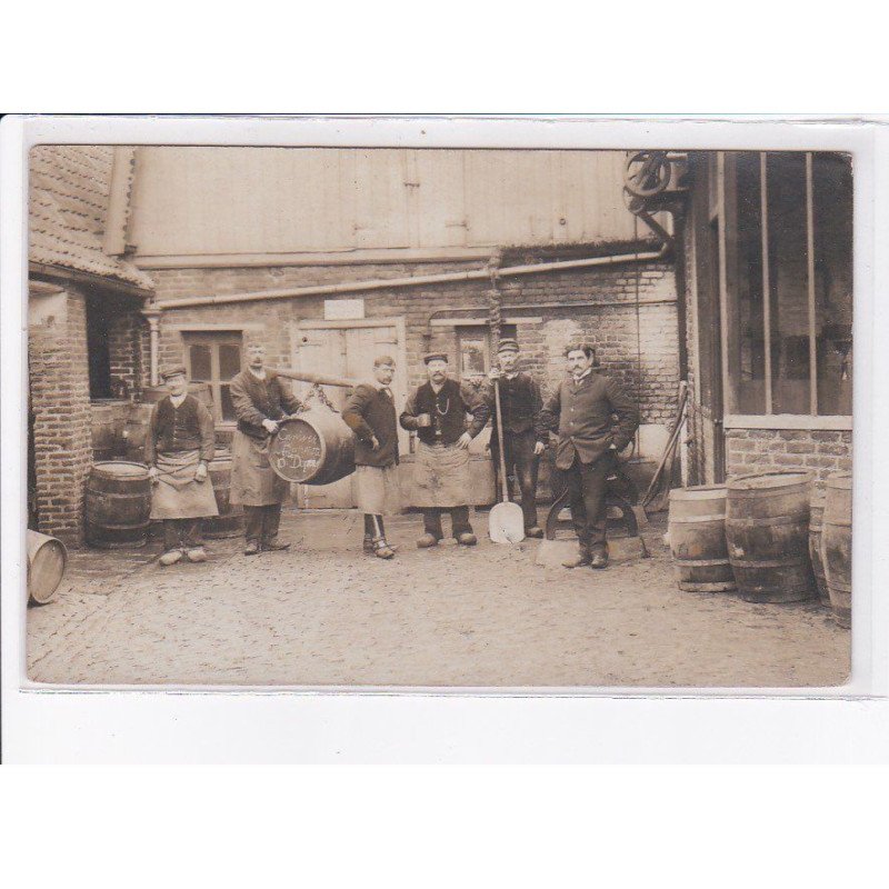 FRANCE: à localiser, carte photo, canivet baptiste, personnage, tonneaux - très bon état