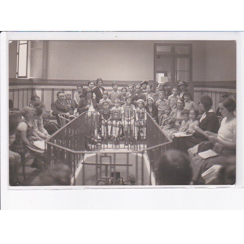 FRANCE: à localiser, carte photo, piscine, personnages, enfants - très bon état