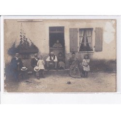 FRANCE: à localiser, carte photo, personnages - très bon état