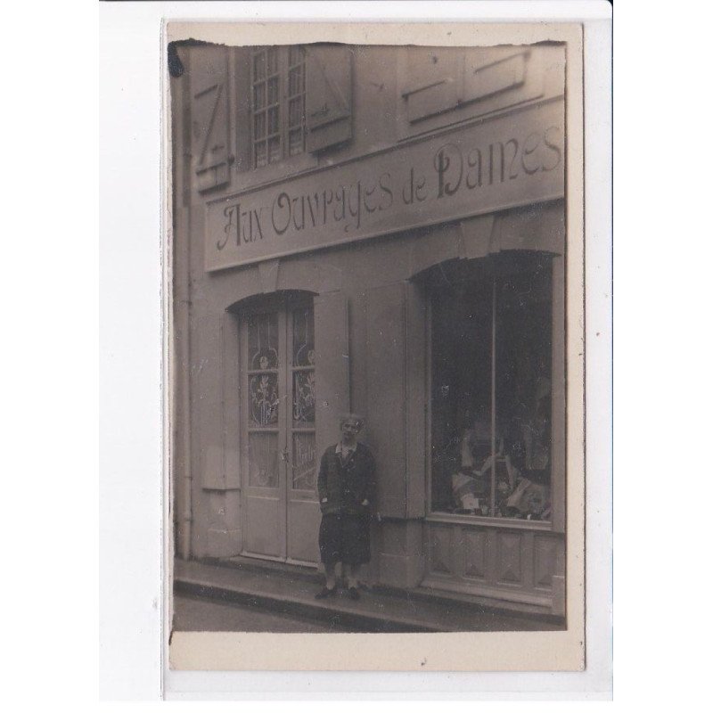 FRANCE: à localiser, carte photo, mode, dentelles, aux ouvrages de dames - très bon état