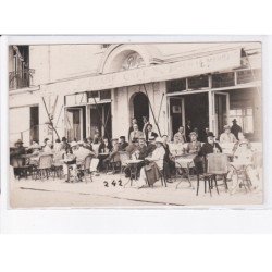 LE POULIGUEN: grand café piloquet - très bon état