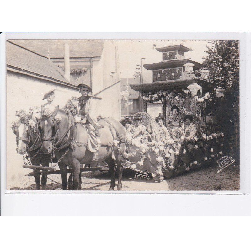 LUCHE-PRINGE: fête, char, chevaux - très bon état