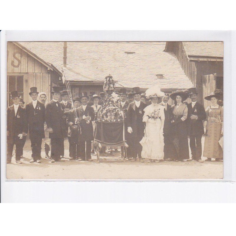 TOURS (?): fête ? - très bon état