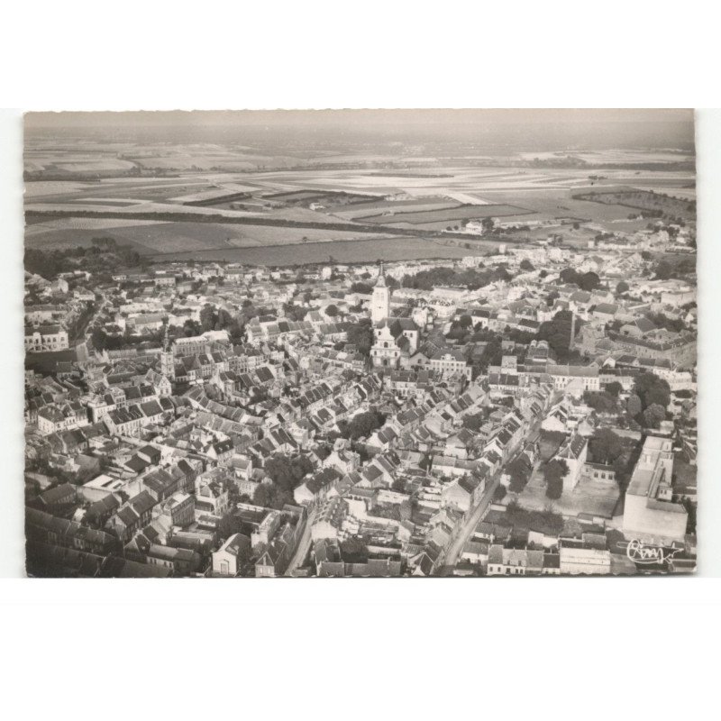 LE CATEAU: vue aérienne 10X15 - très bon état