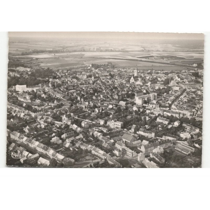LE CATEAU: vue générale vue aérienne 10X15 - très bon état