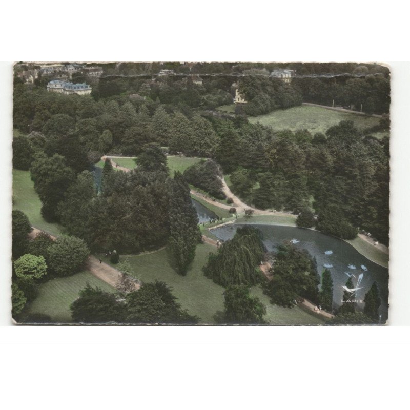 CROIX: un croix du jardin vue aérienne 10X15 - très bon état