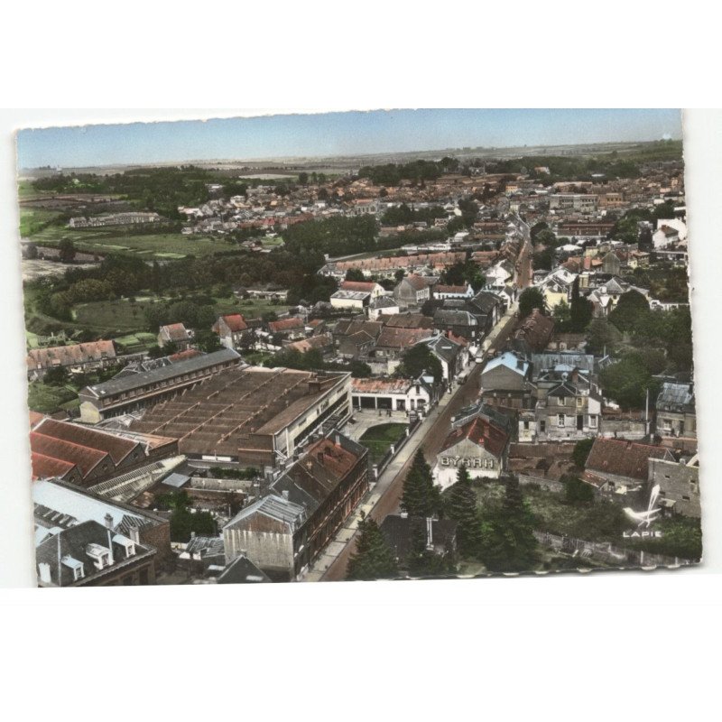 LE CATEAU: vue générale vue aérienne 10X15 - très bon état