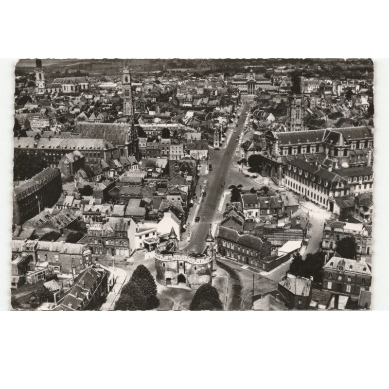 CAMBRAI: porte de paris, cathédrale beffroi hôtel de ville eglise st-géry vue aérienne 10X15 - très bon état