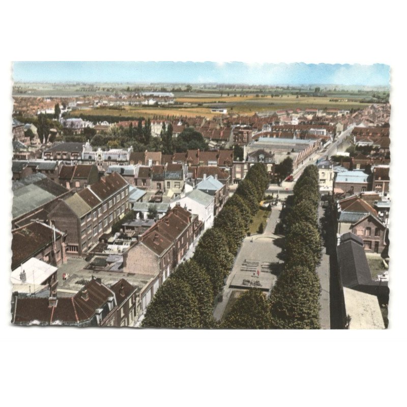 LA BASSEE: square des augustins, école du sacré-coeur aérienne 10X15 - tres bon etat