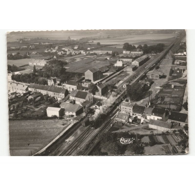 BAVINCHOVE: la gare, route nationale vue aérienne 10X15 - tres bon etat