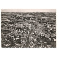 BAILLEUL: au fond à droite le mont kemmel vue aérienne 10X15 - tres bon etat