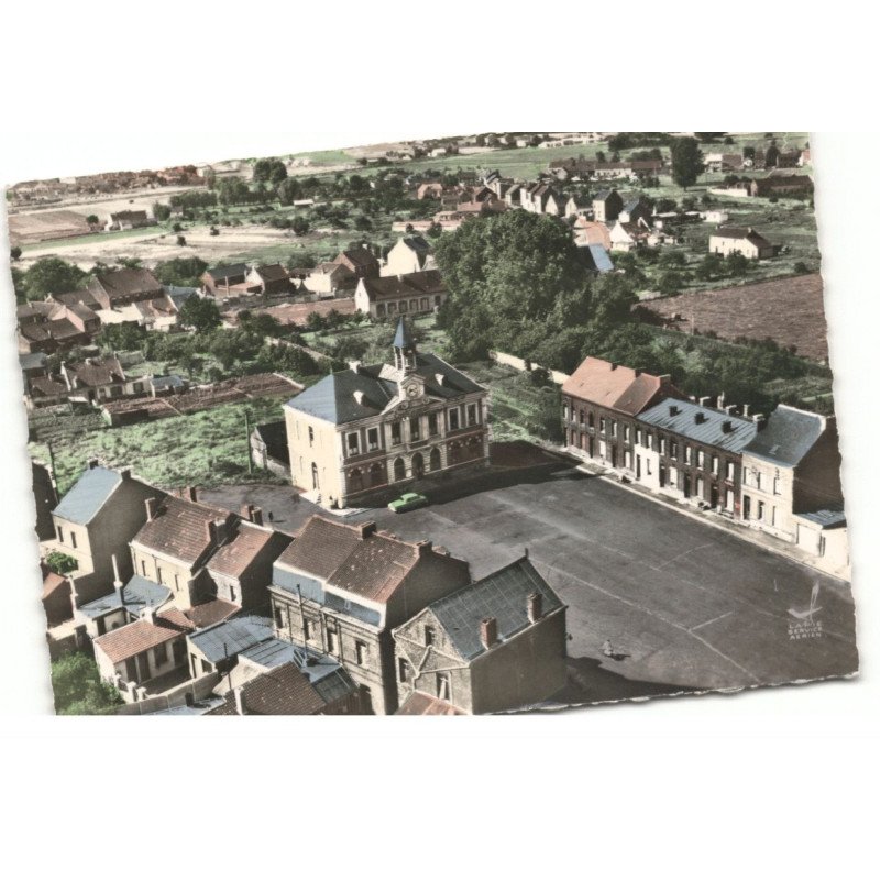 BRUAY-sur-ESCAUT: la mairie vue aérienne 10X15 - tres bon etat