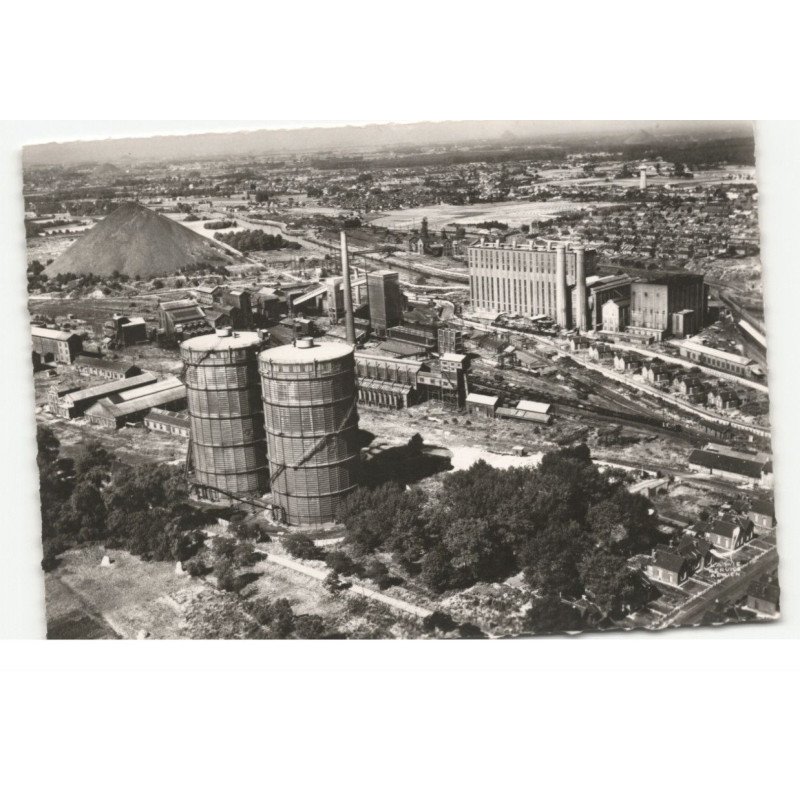 BRUAY-sur-ESCAUT: les bâtiments kuhlmann et la centrale de bruay-thiers vue aérienne 10X15 - tres bon etat