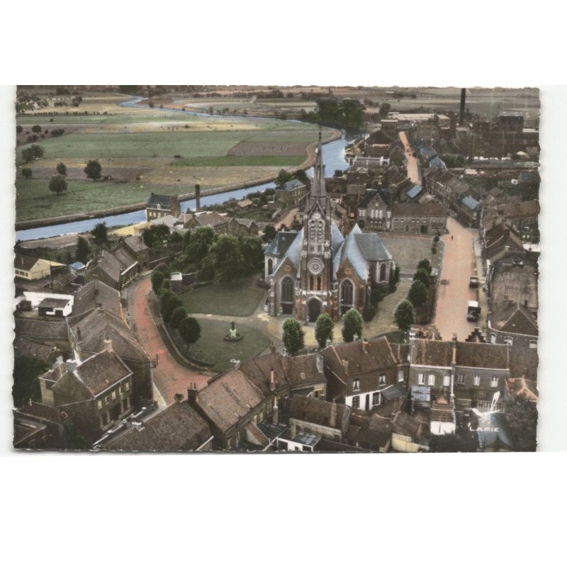 BOUSBECQUE: l'église vue aérienne 10X15 - tres bon etat