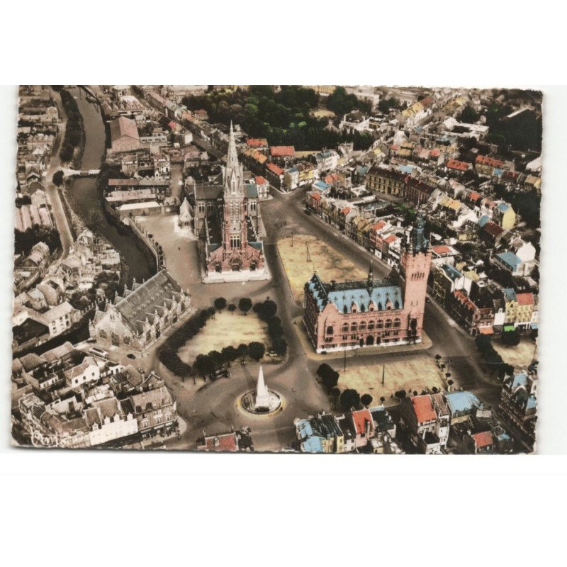 ARMENTIERES: les halles l'église saint-vaast et l'hôtel de ville vue aérienne 10X15 - très bon etat