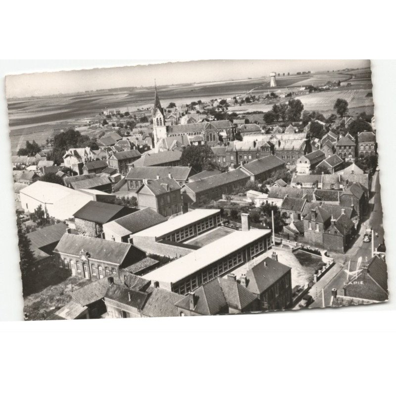 AVESNES-les-AUBERT: nouvelles écoles et vue générale vue aérienne 10X15 - très bon etat