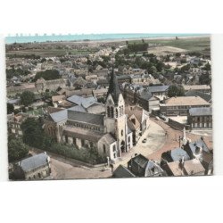 AVESNES-les-AUBERT: l'église et le groupe scolaire vue aérienne 10X15 - très bon etat