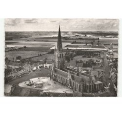 HONDSCHOOTE: l'église saint-waast vue aérienne 10X15 - très bon etat