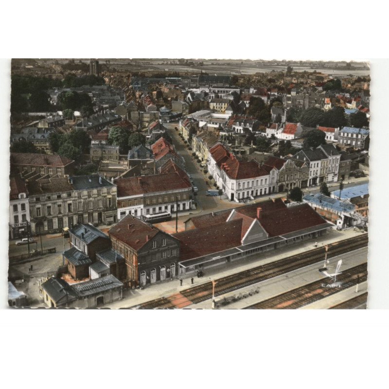HAZEBROUCK: la gare vue aérienne 10X15 - très bon etat